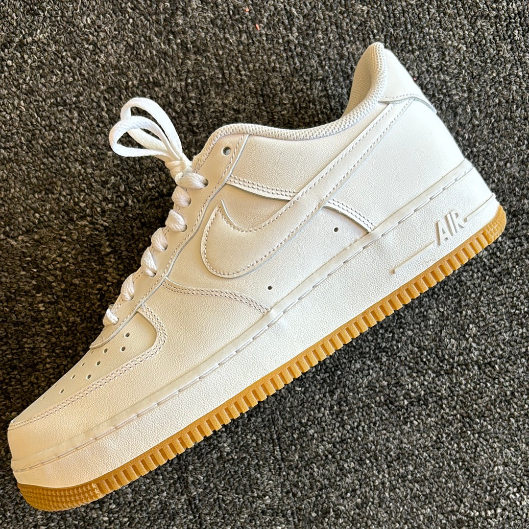 Air Force 1 white gum bottom Sz11