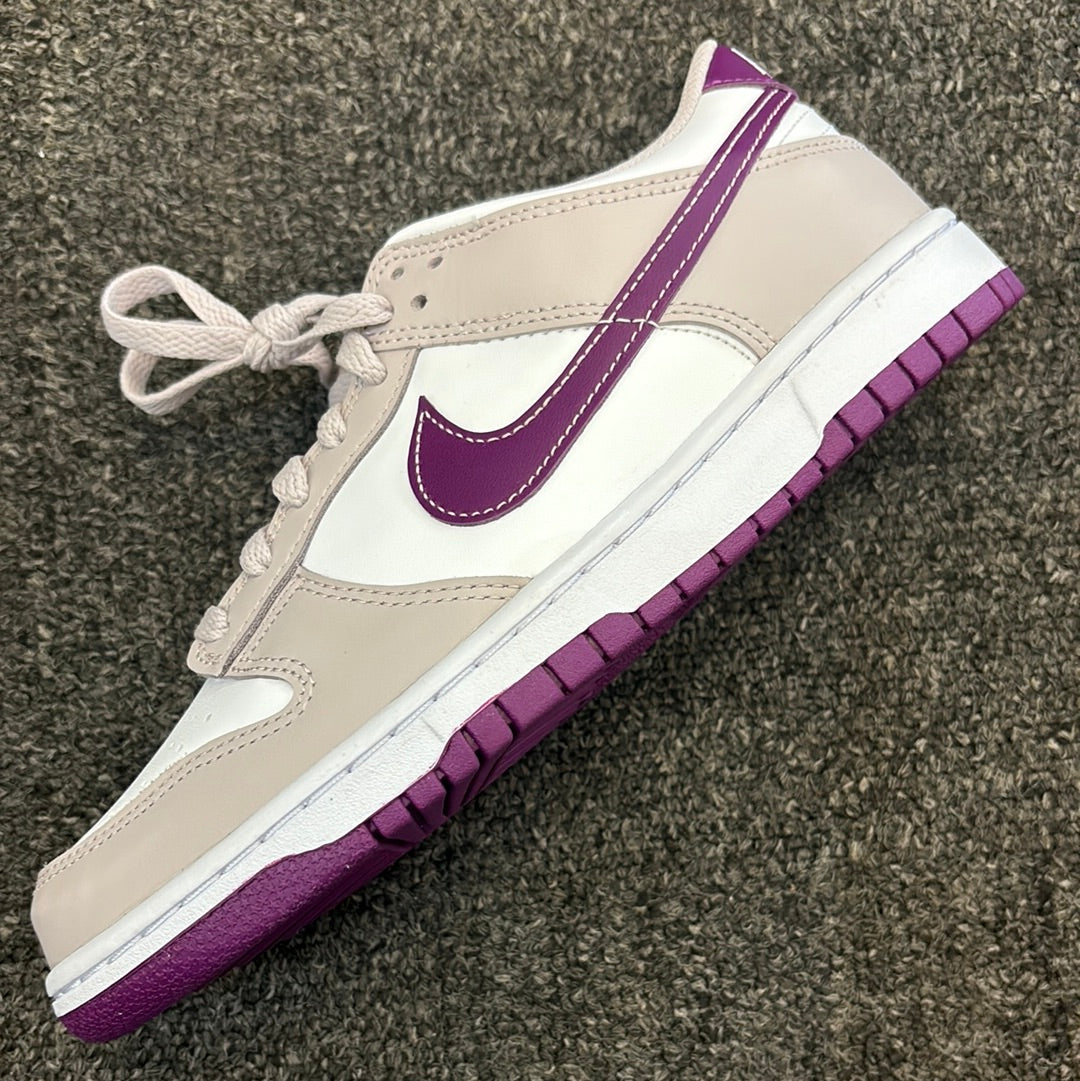 Dunk low violet Sz5.5