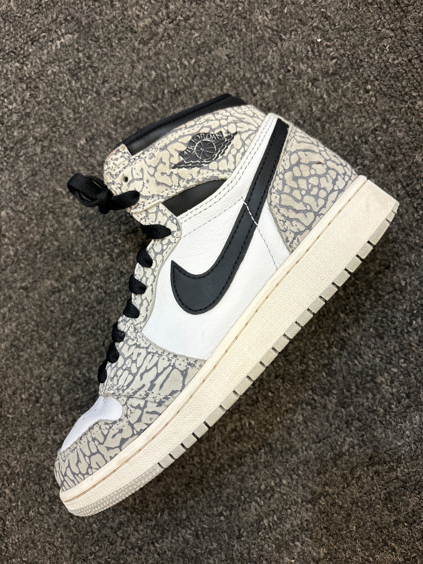 Jordan 1 hi elephant print Sz5