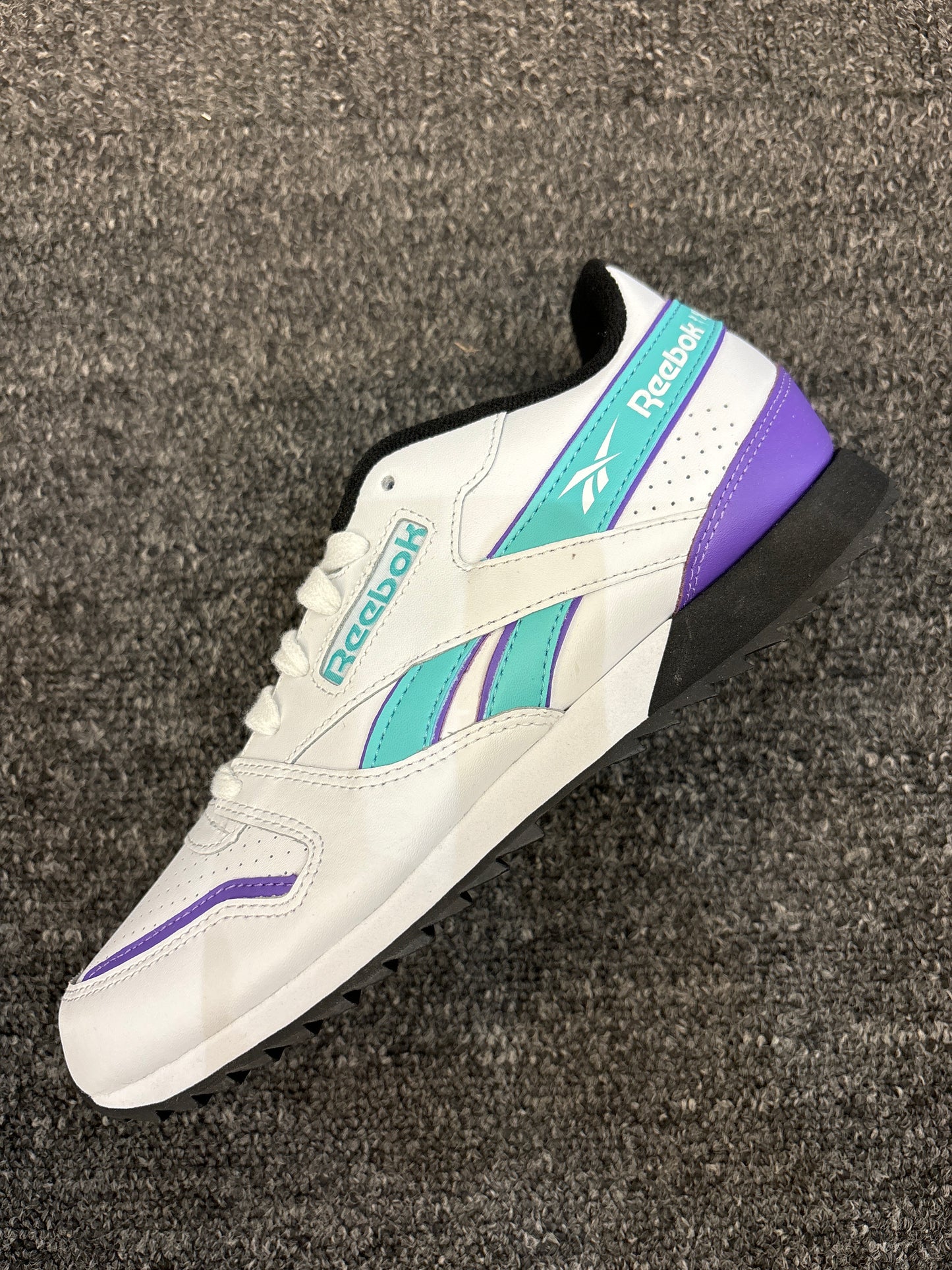 Reebok Sz6.5