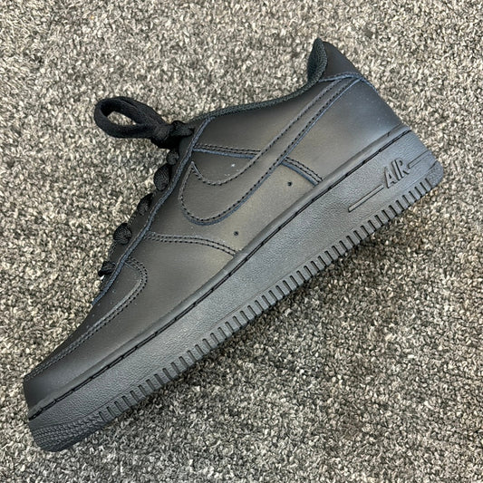 Triple black af1 low Sz6.5