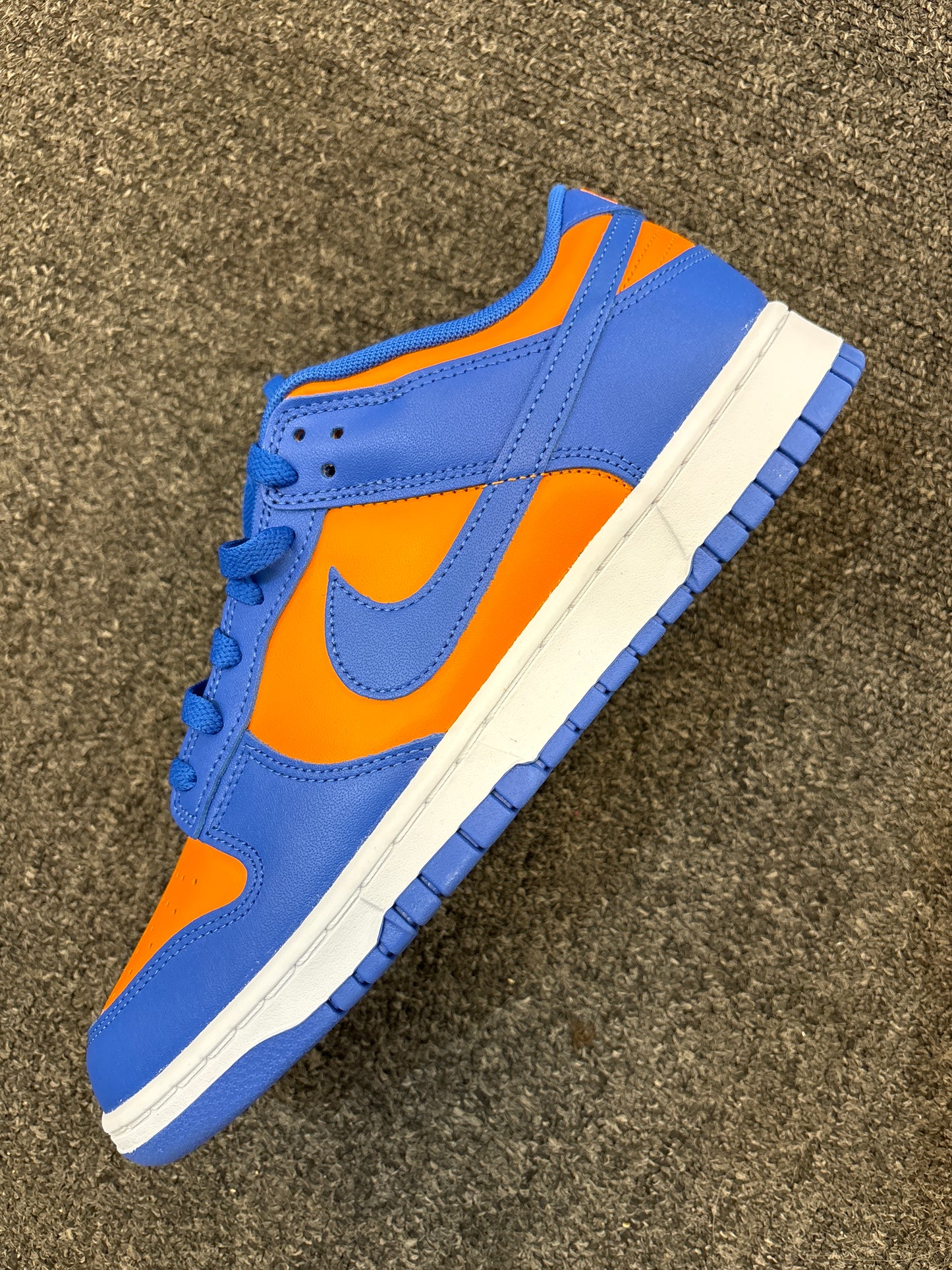 Dunk low knicks Sz11