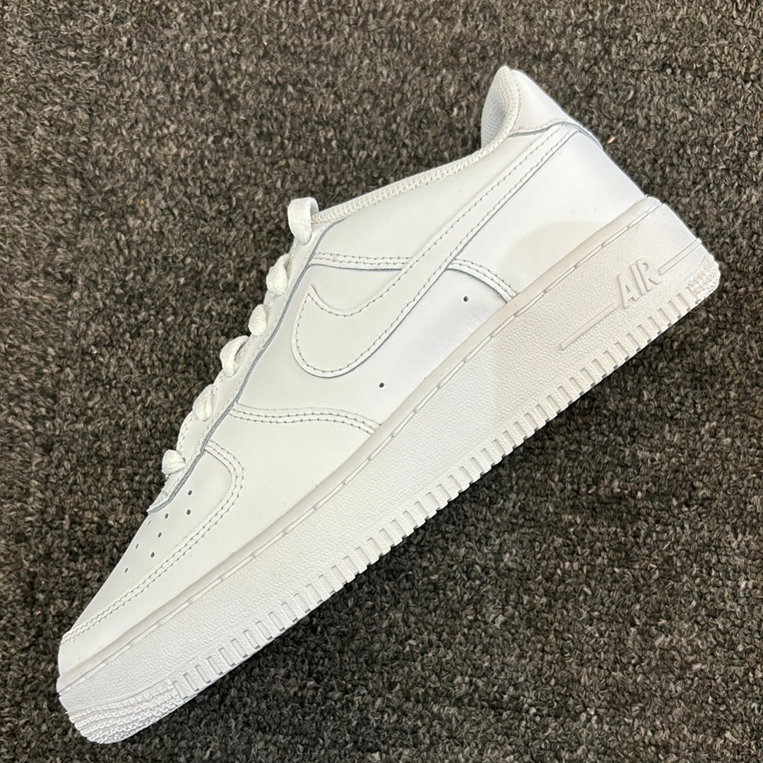 Af1 triple white Sz6.5