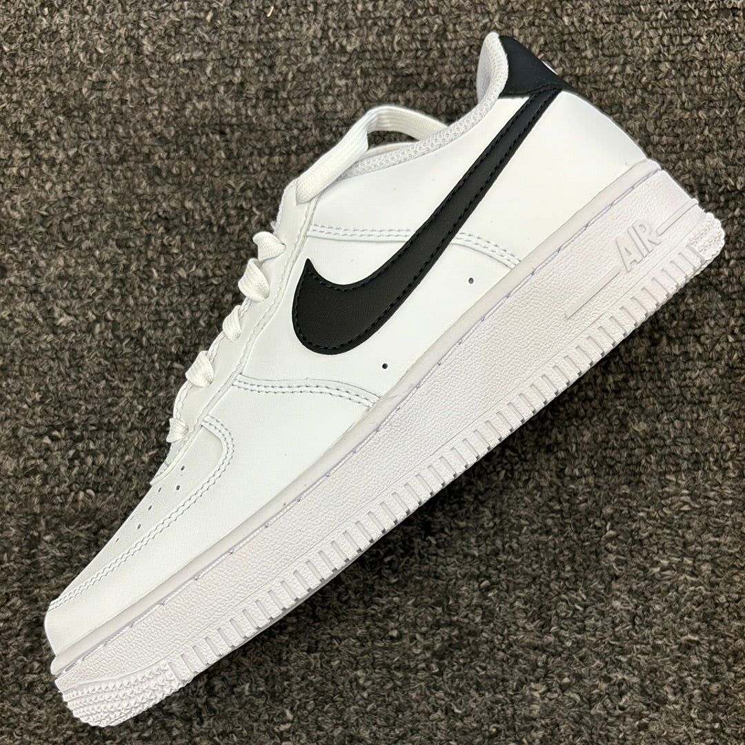 Af1 low white black Sz4