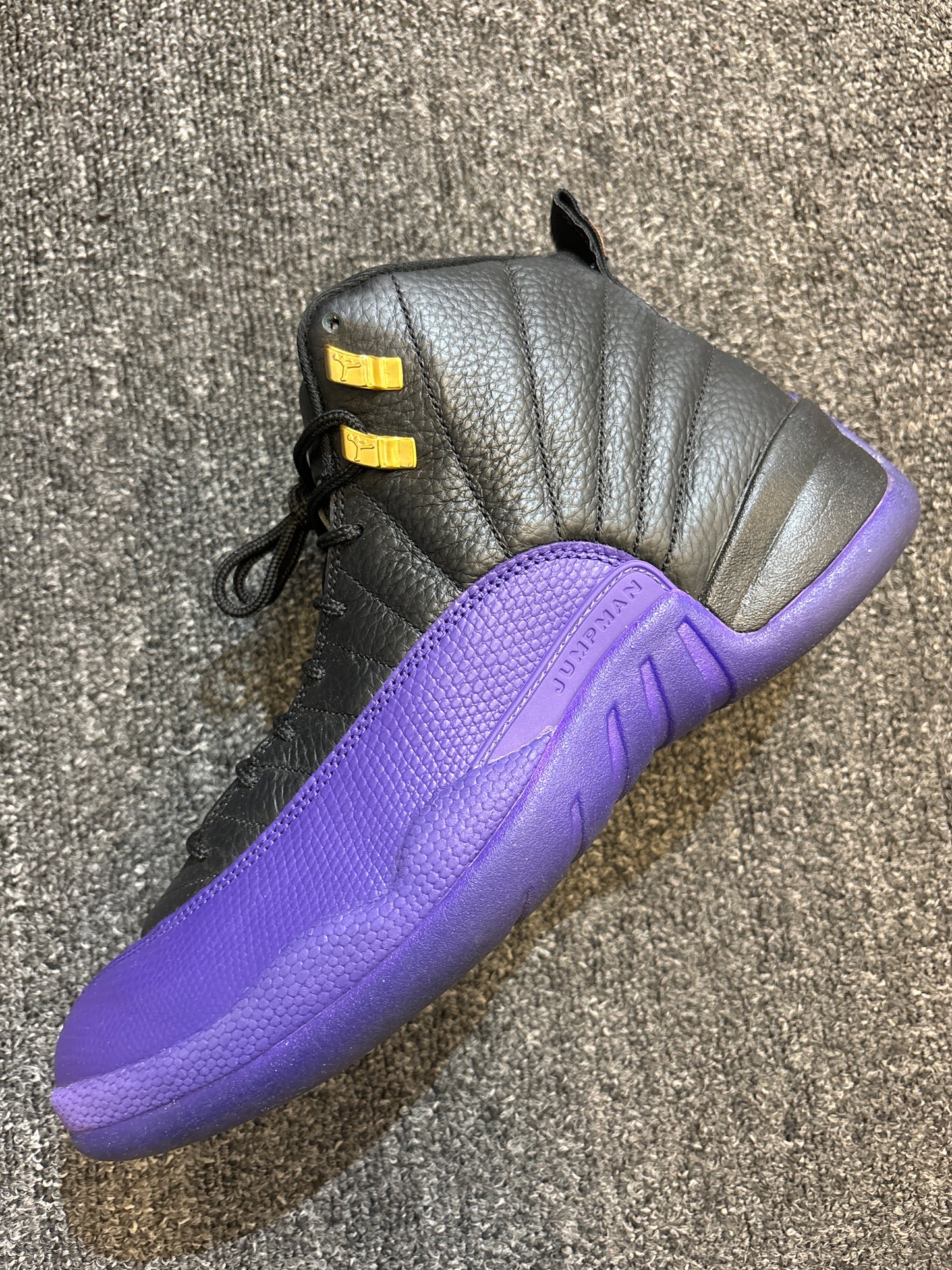 Jordan 12 court purple Sz11