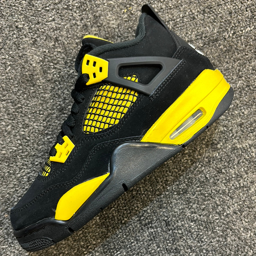 Thunder 4 Sz4