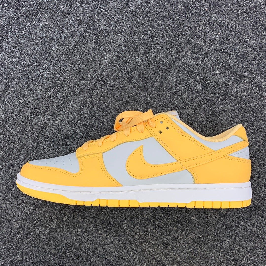 Dunk low citron pulse sz10w/8.5m