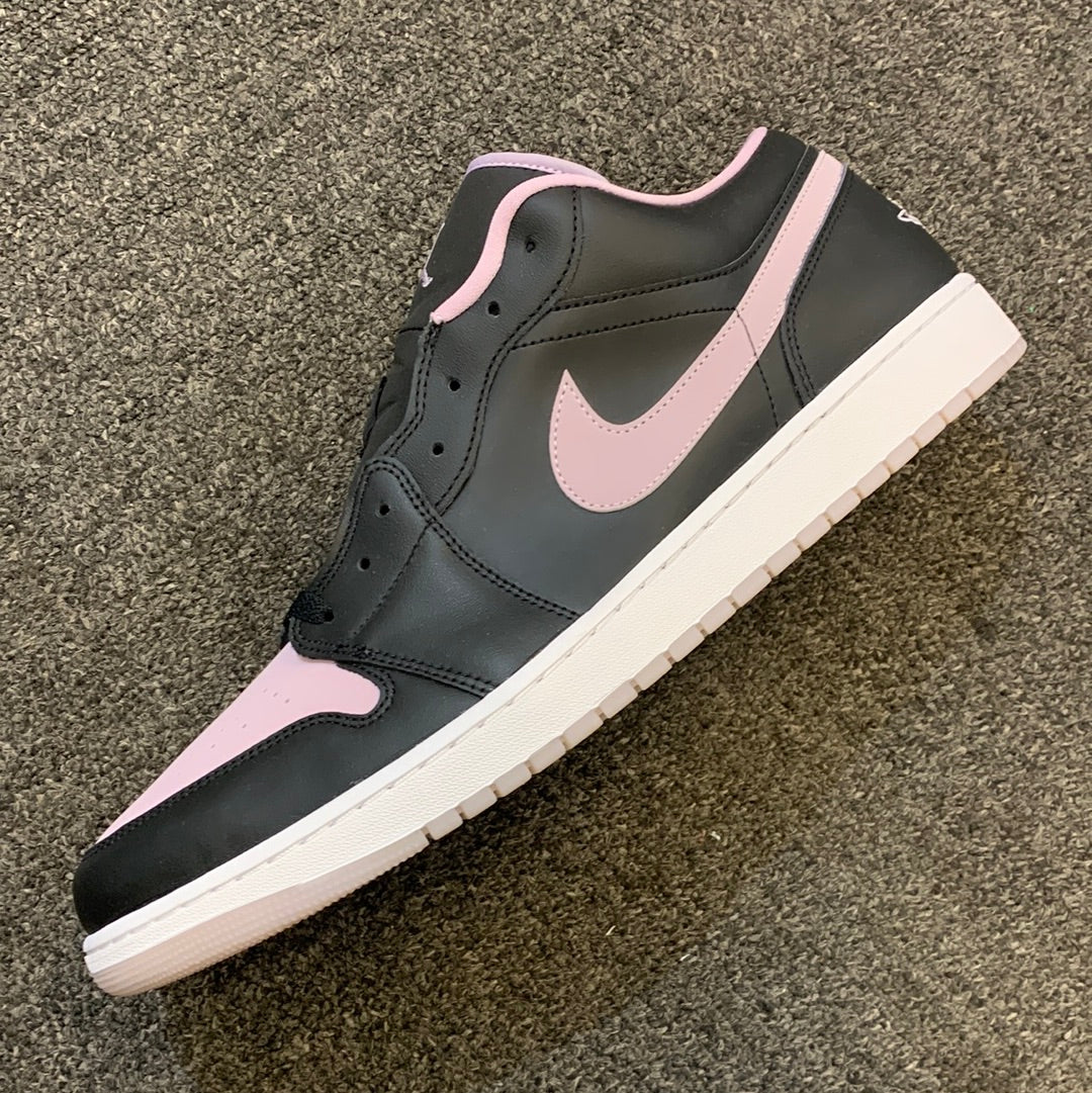 Jordan 1 low violet Sz18