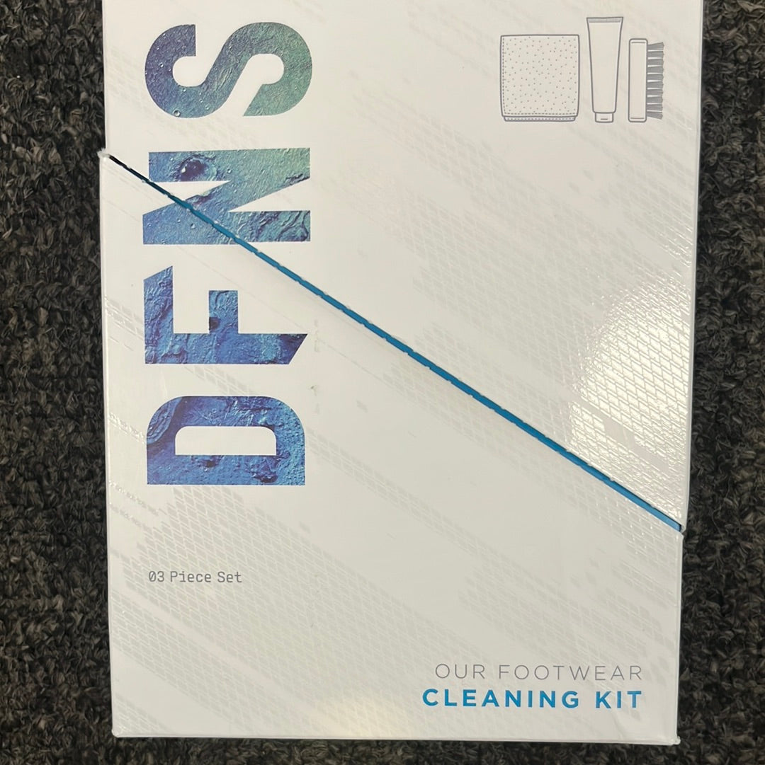 Cleaning kit