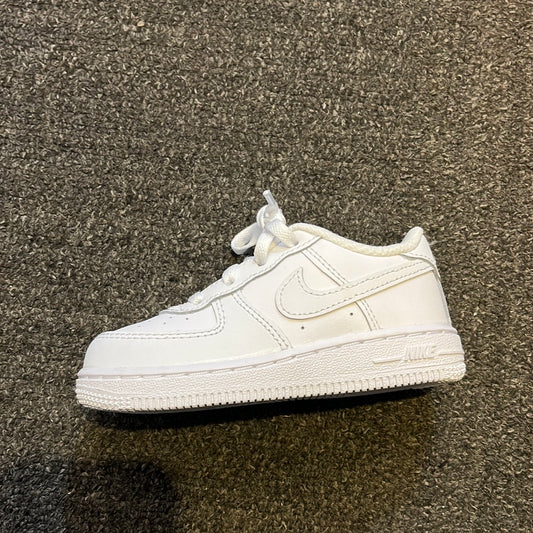 Af1 low triple white Sz8c