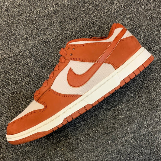 Dunk low rugged orange Sz9.5w/8m