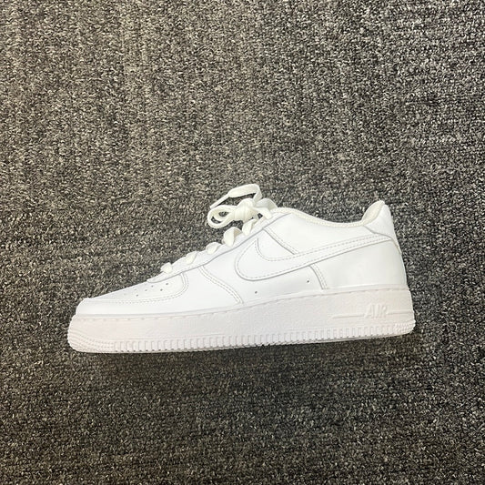 Af1 triple white Sz7