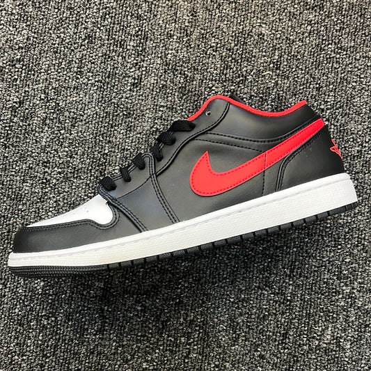 Aj1 low bred white toe low sz9